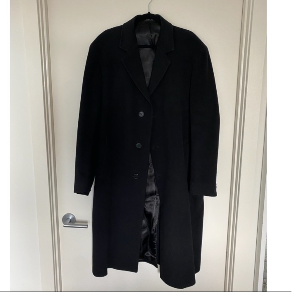 Mens Black Lambswool Knee-Length Three-Button Heavy Winter Coat